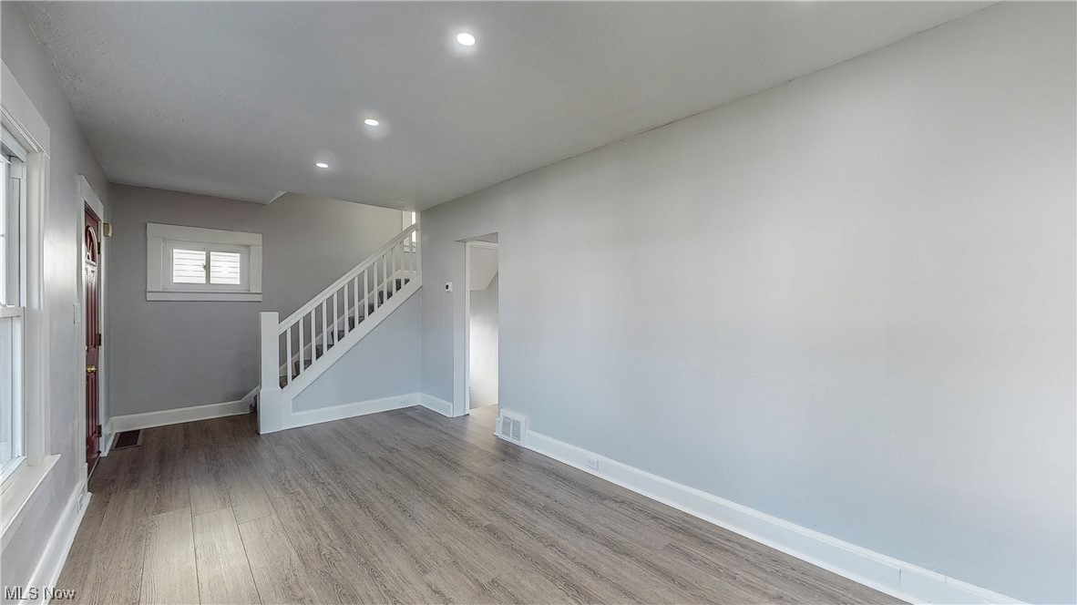 Garfield Blvd - Residential