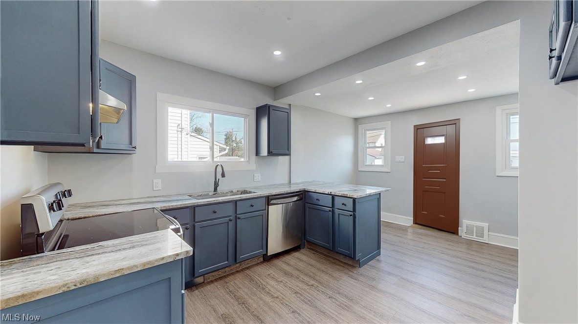 Garfield Blvd - Residential