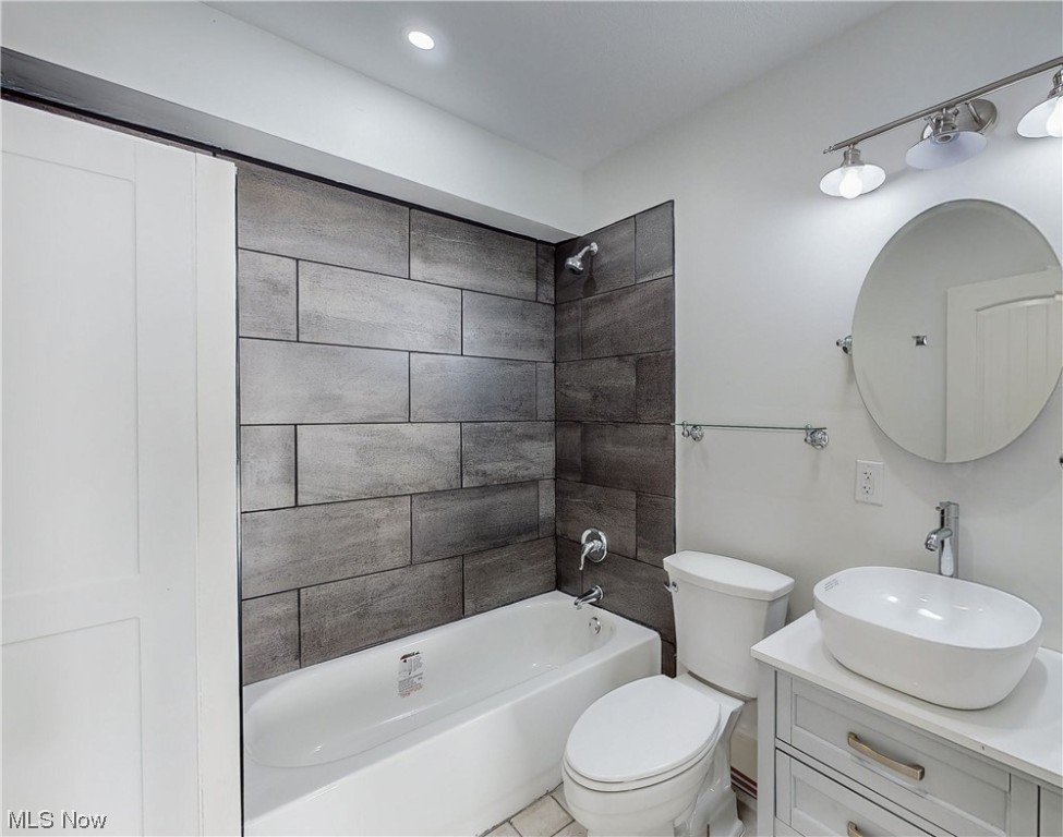 Garfield Blvd - Residential