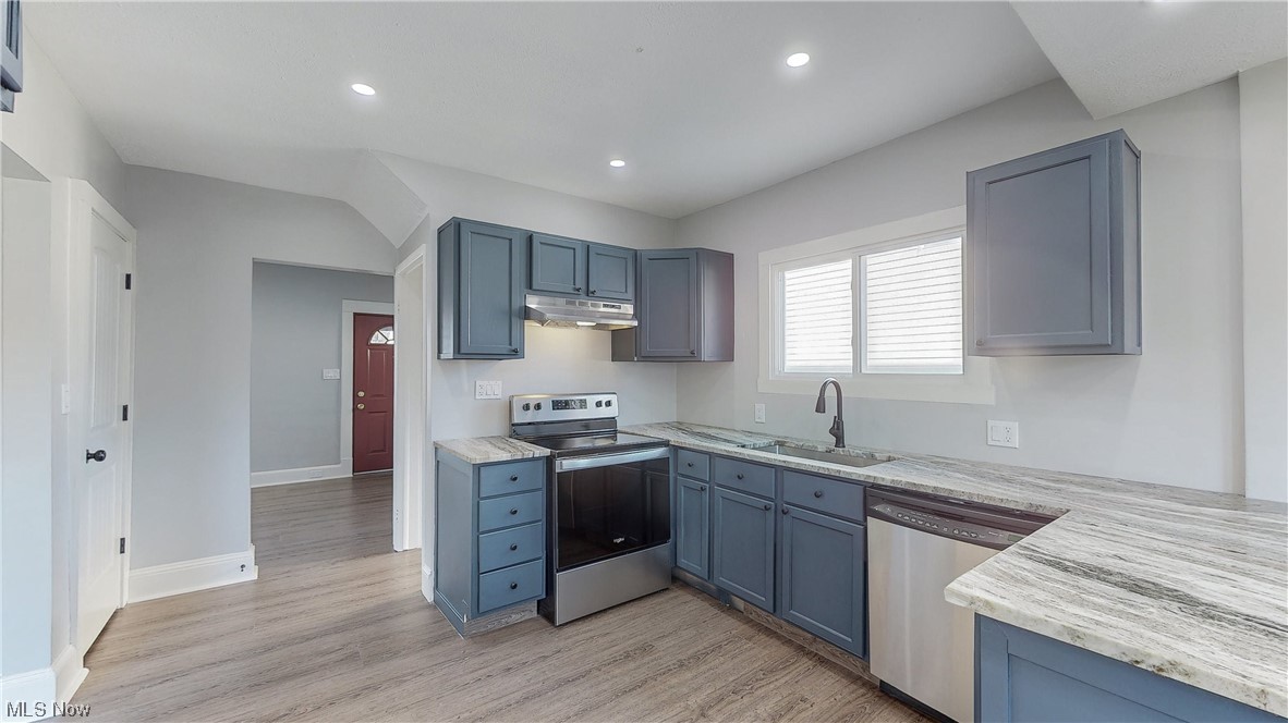 Garfield Blvd - Residential