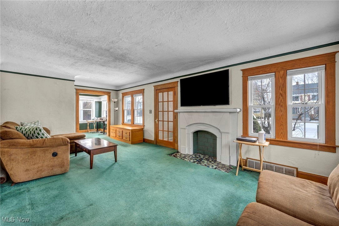 Eastlawn - Residential