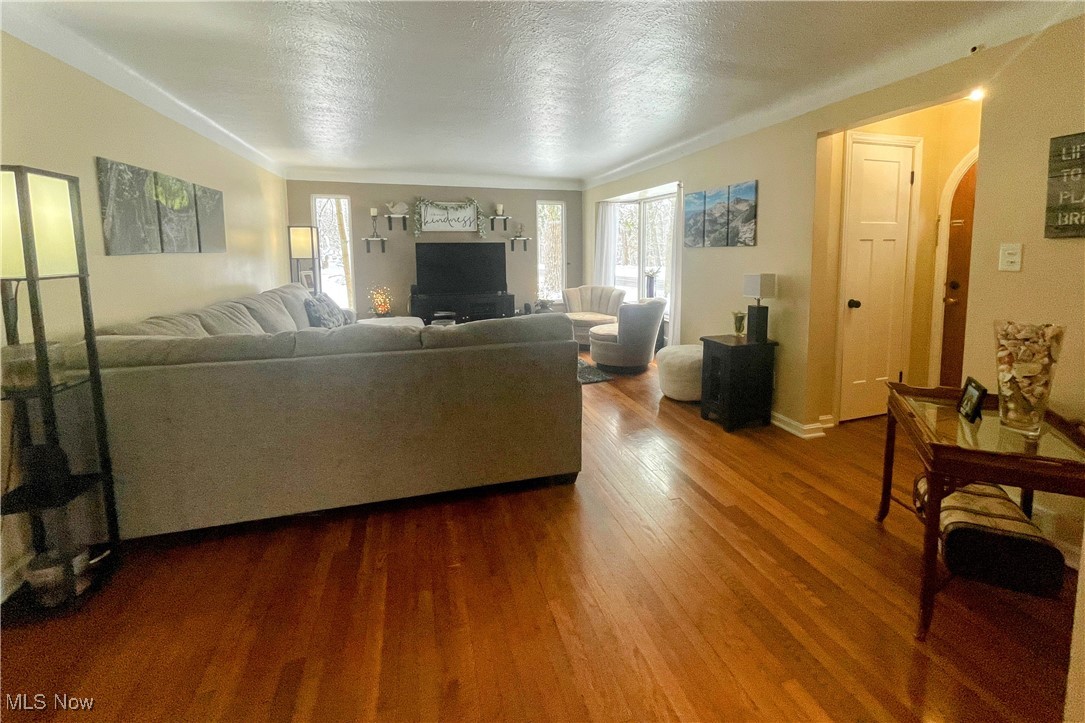 5468 Big Creek Parkway