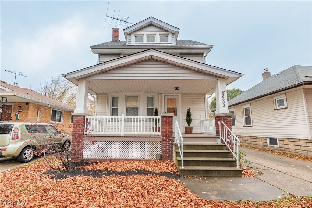 Photo of 3383 W 128th Street, Cleveland, OH 44111 (MLS # 5175756)