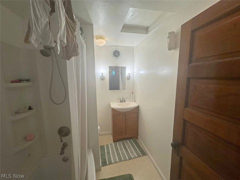 Tiny photo for 950 Snyder Street, Akron, OH 44307 (MLS # 5239584)