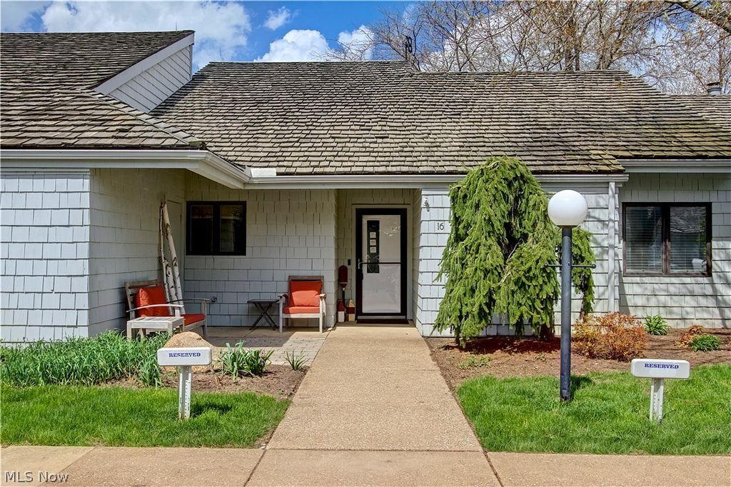 Photo of 16 Sawmill Creek Drive W. DR #16, Huron, OH 44839 (MLS # 5206906)