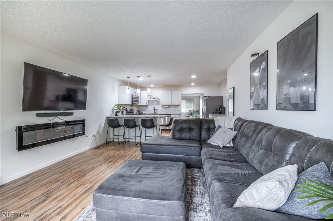 5817 Kings Highway