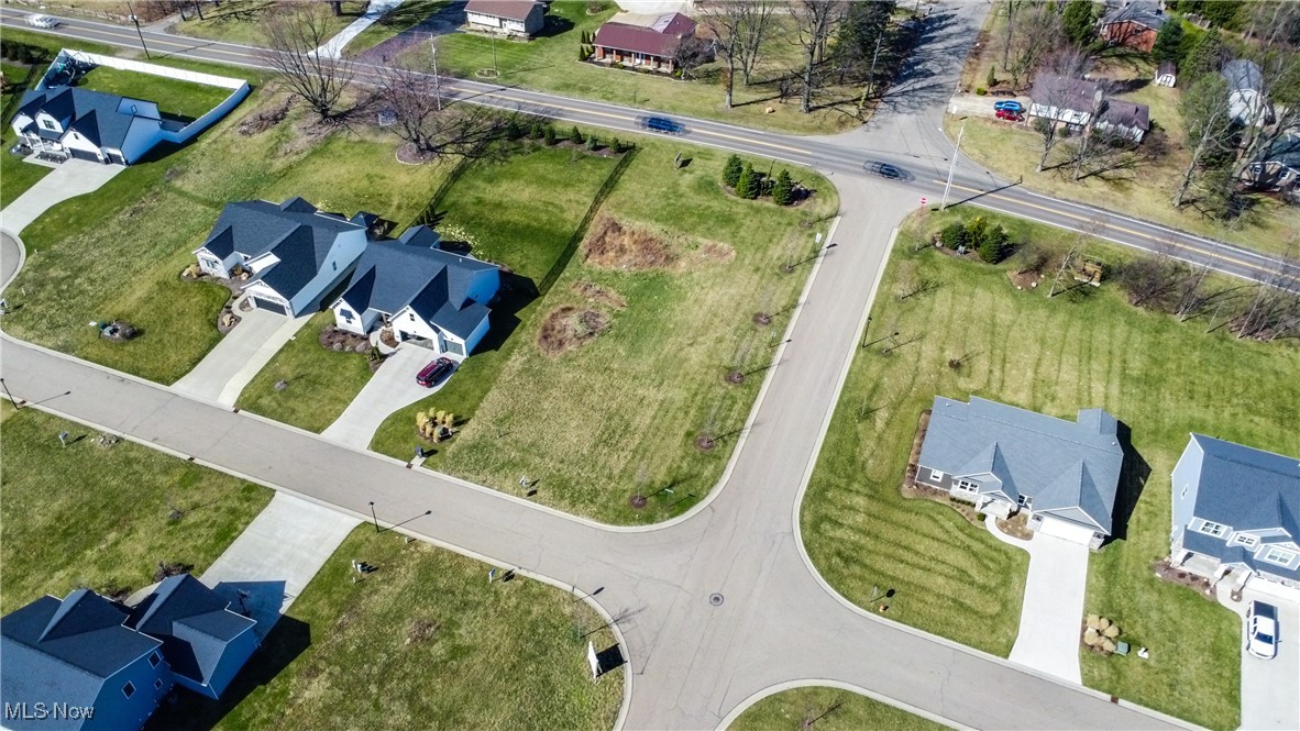 5677 Shadow Ridge Circle, North Canton, Ohio image 3
