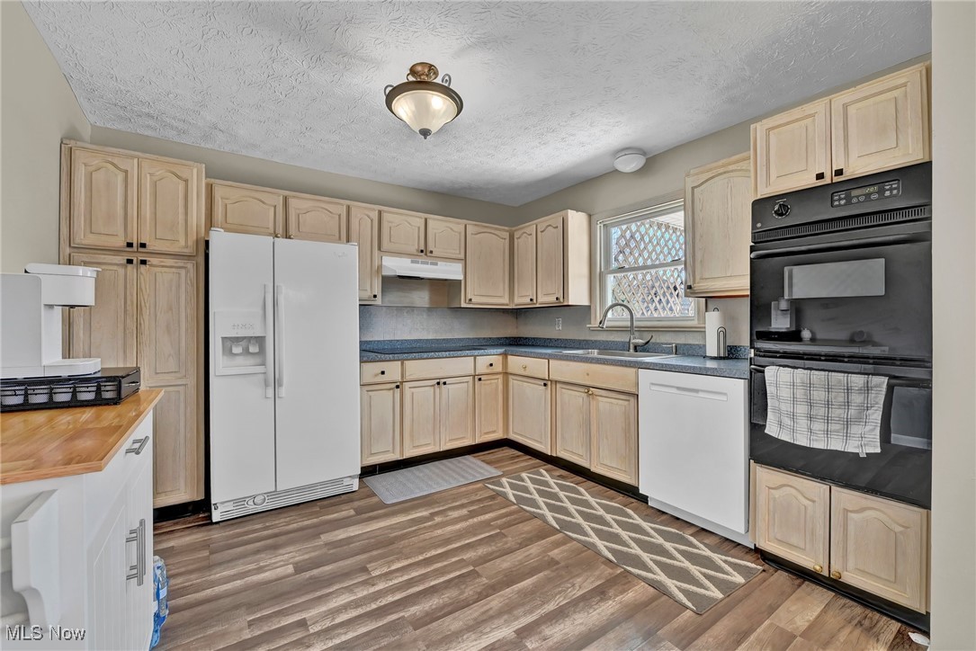 Laurel Ridge - Residential