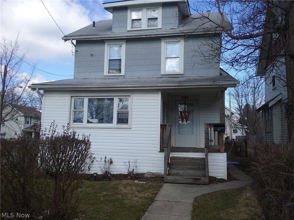 Investment opportunity. Large colonial home located in heart of Akron. Home was recipient of the Lebron Landscaping makeover. Tenant occupied, need 24 hour notice to show.