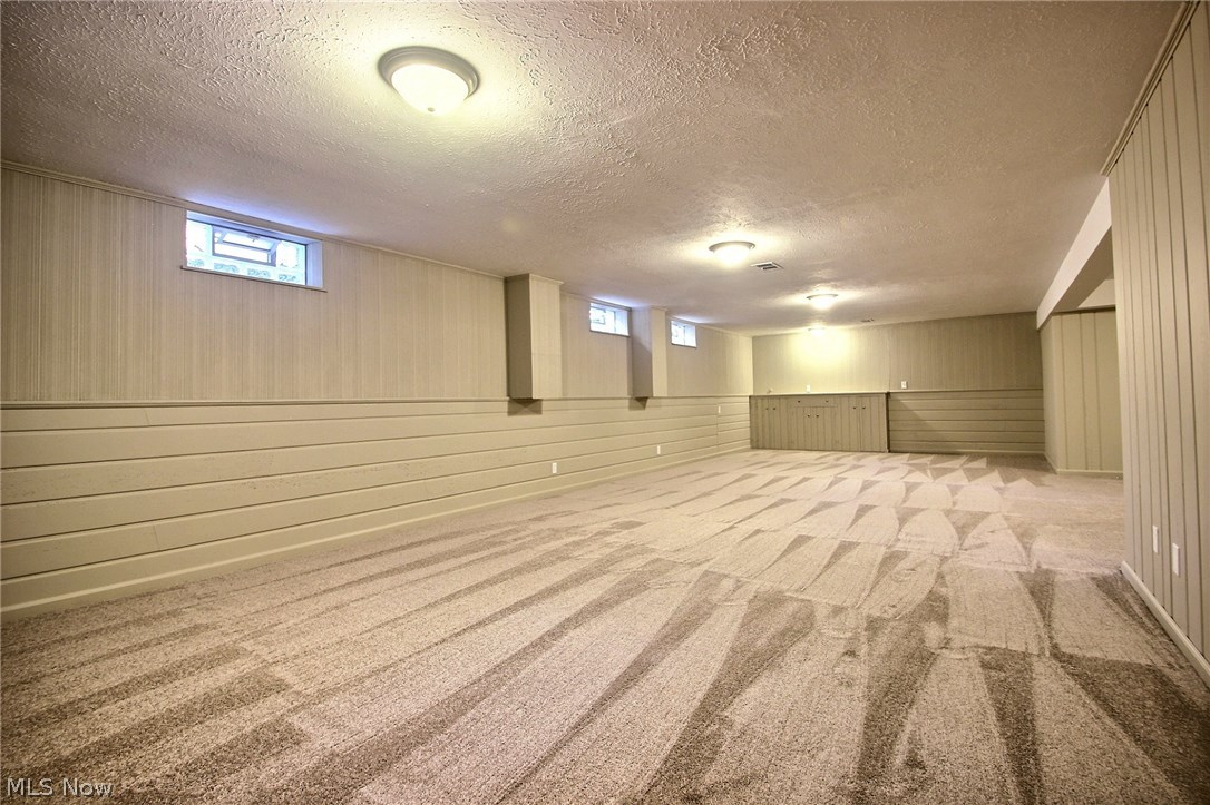 Pepper Pike Country Estates - Residential Lease