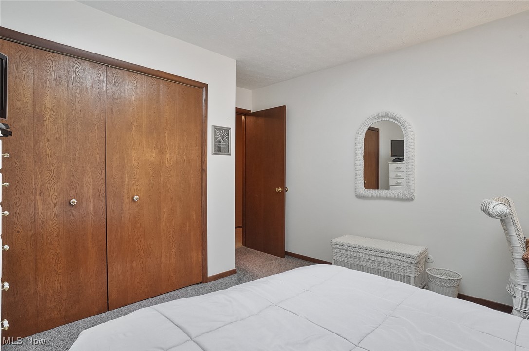 906 Heritage Lane, Akron, Ohio image 31