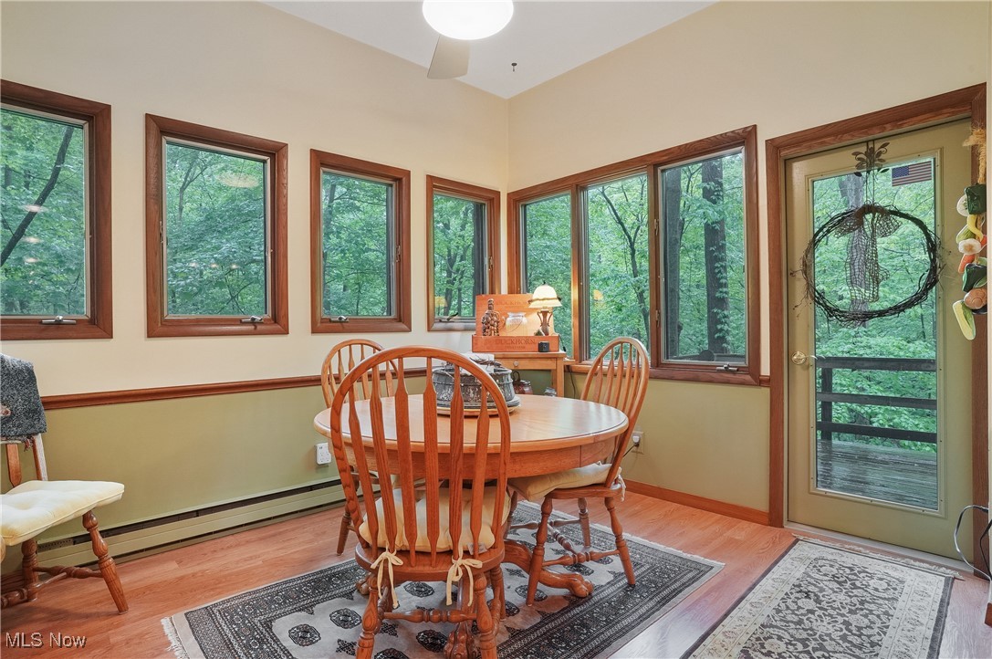 906 Heritage Lane, Akron, Ohio image 18