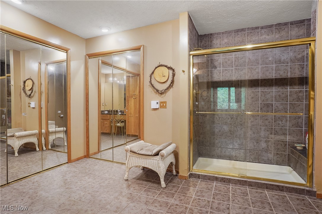 906 Heritage Lane, Akron, Ohio image 25
