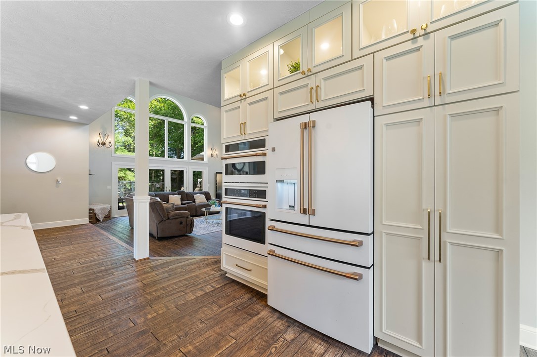 The Cloisters 4 - Residential