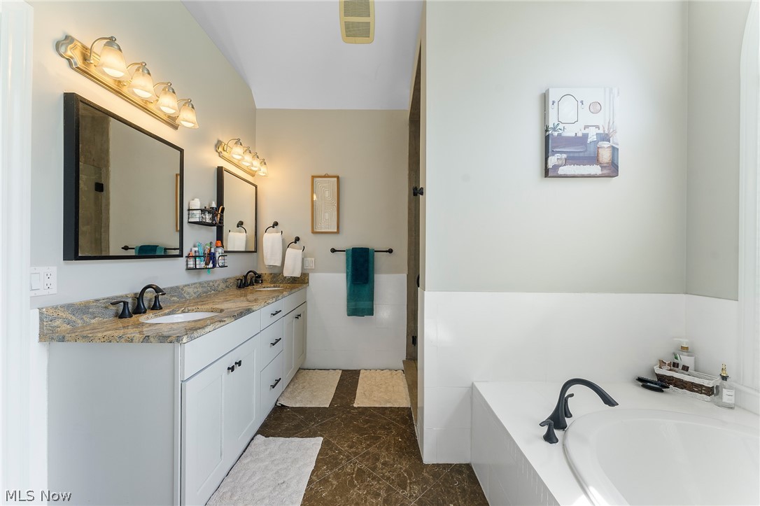 The Cloisters 4 - Residential