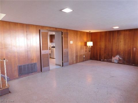 Tiny photo for 24732 Mitchell Drive, North Olmsted, OH 44070 (MLS # 5190311)