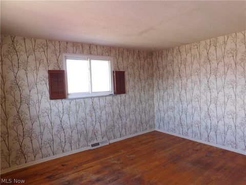 Tiny photo for 24732 Mitchell Drive, North Olmsted, OH 44070 (MLS # 5190311)