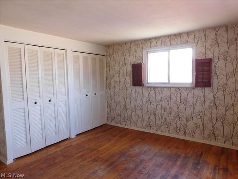 Tiny photo for 24732 Mitchell Drive, North Olmsted, OH 44070 (MLS # 5190311)