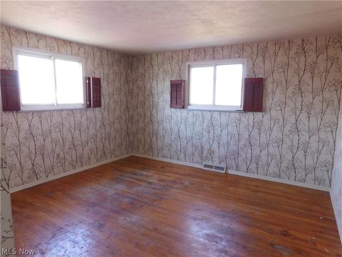 Tiny photo for 24732 Mitchell Drive, North Olmsted, OH 44070 (MLS # 5190311)