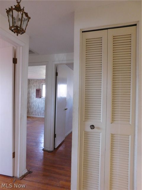 Tiny photo for 24732 Mitchell Drive, North Olmsted, OH 44070 (MLS # 5190311)