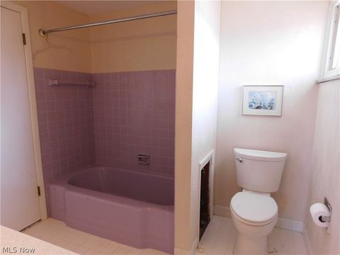 Tiny photo for 24732 Mitchell Drive, North Olmsted, OH 44070 (MLS # 5190311)