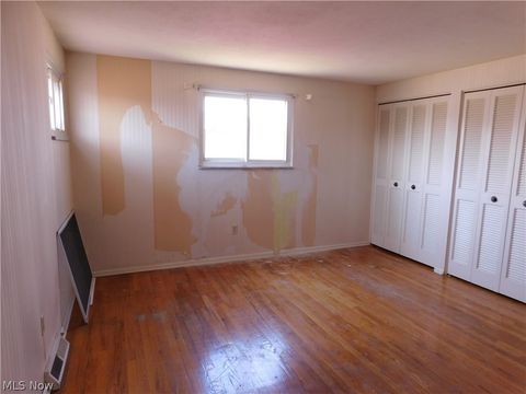 Tiny photo for 24732 Mitchell Drive, North Olmsted, OH 44070 (MLS # 5190311)