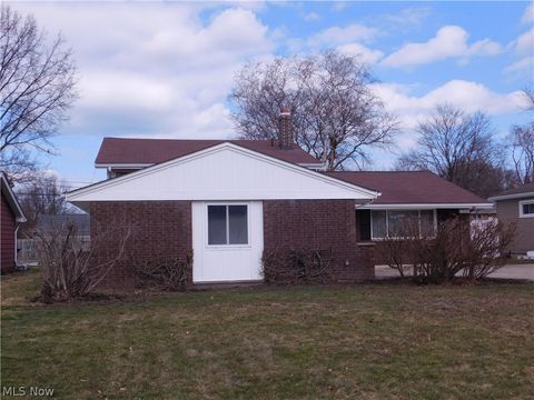 Tiny photo for 24732 Mitchell Drive, North Olmsted, OH 44070 (MLS # 5190311)