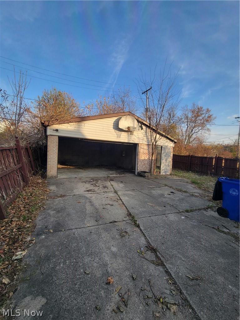 4189 Lee Road
