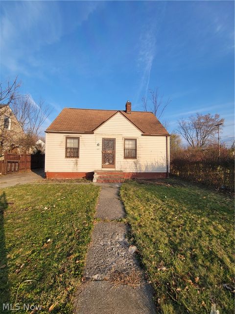 Photo of 4189 Lee Road, Cleveland, OH 44128 (MLS # 5210283)