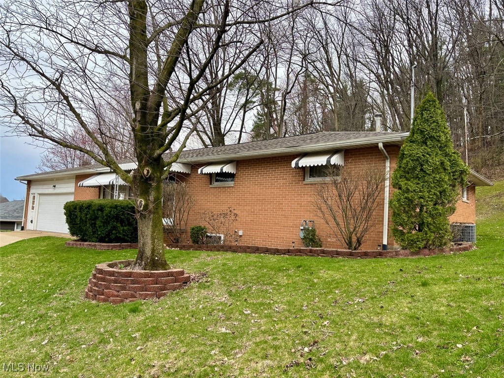 517 Queen Street, Minerva, Ohio image 1