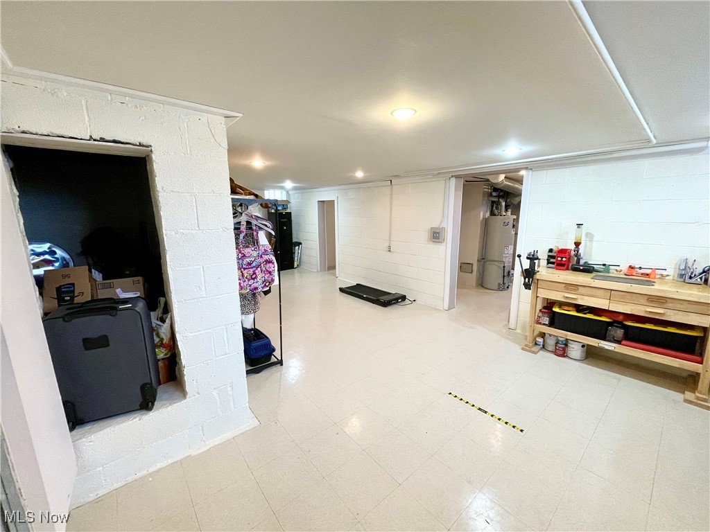 3437 Parklane Drive, Parma, Ohio image 31