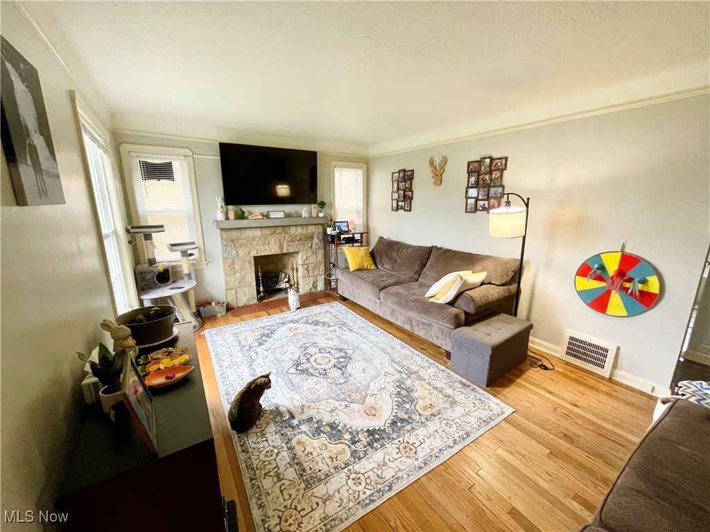 3437 Parklane Drive, Parma, Ohio image 18