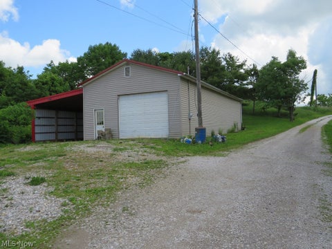 Tiny photo for 150 Fire Fly Lane, Moundsville, WV 26041 (MLS # 5221526)