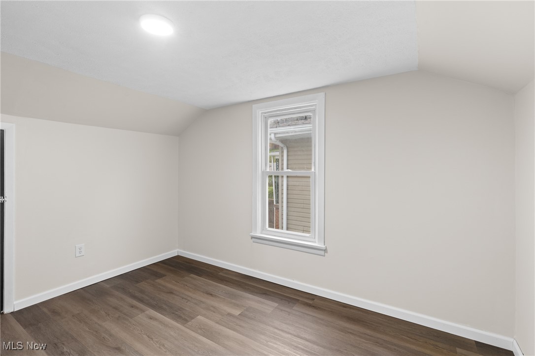 585 W 45th Street, Shadyside, Ohio image 26