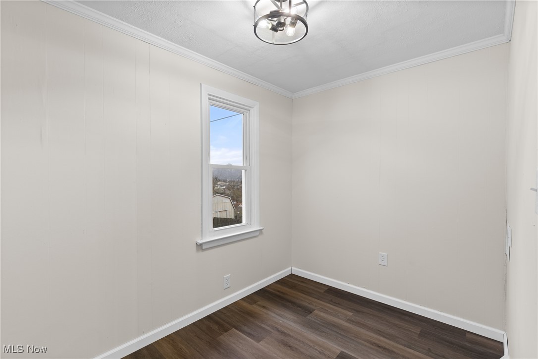 585 W 45th Street, Shadyside, Ohio image 16