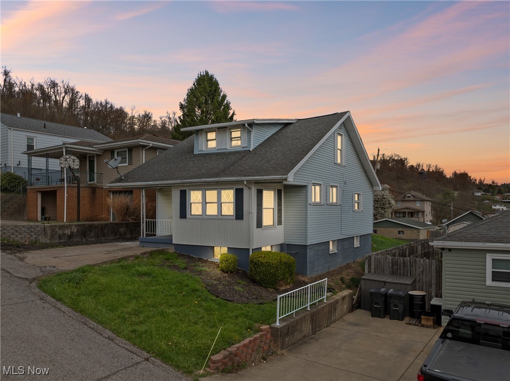 585 W 45th Street, Shadyside, Ohio image 2
