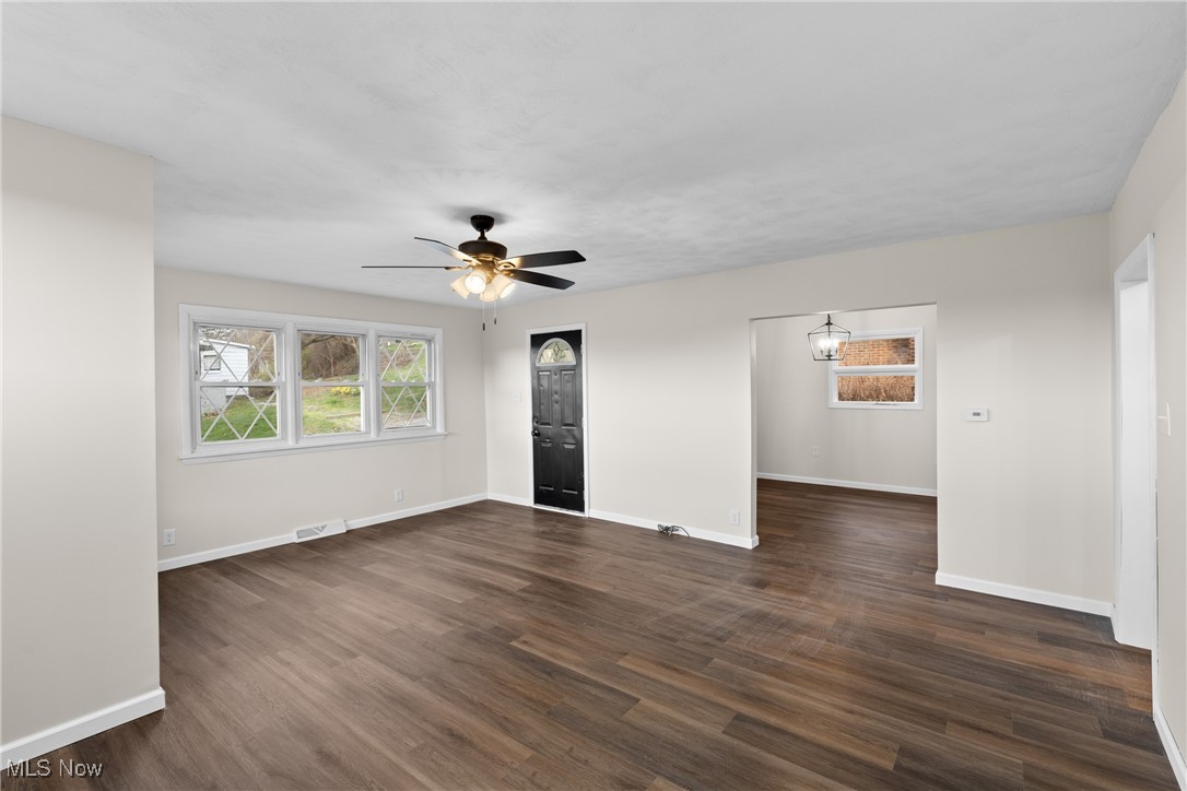 585 W 45th Street, Shadyside, Ohio image 6