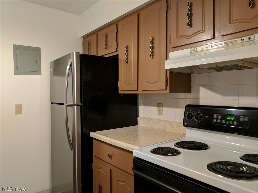 Royal Arms West - Residential Lease