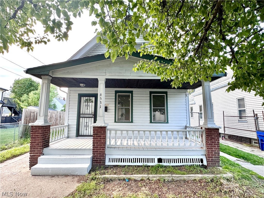 6531 Schaefer Avenue
