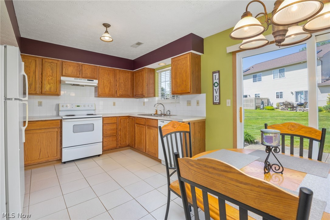 Maple Gardens Condo - Residential