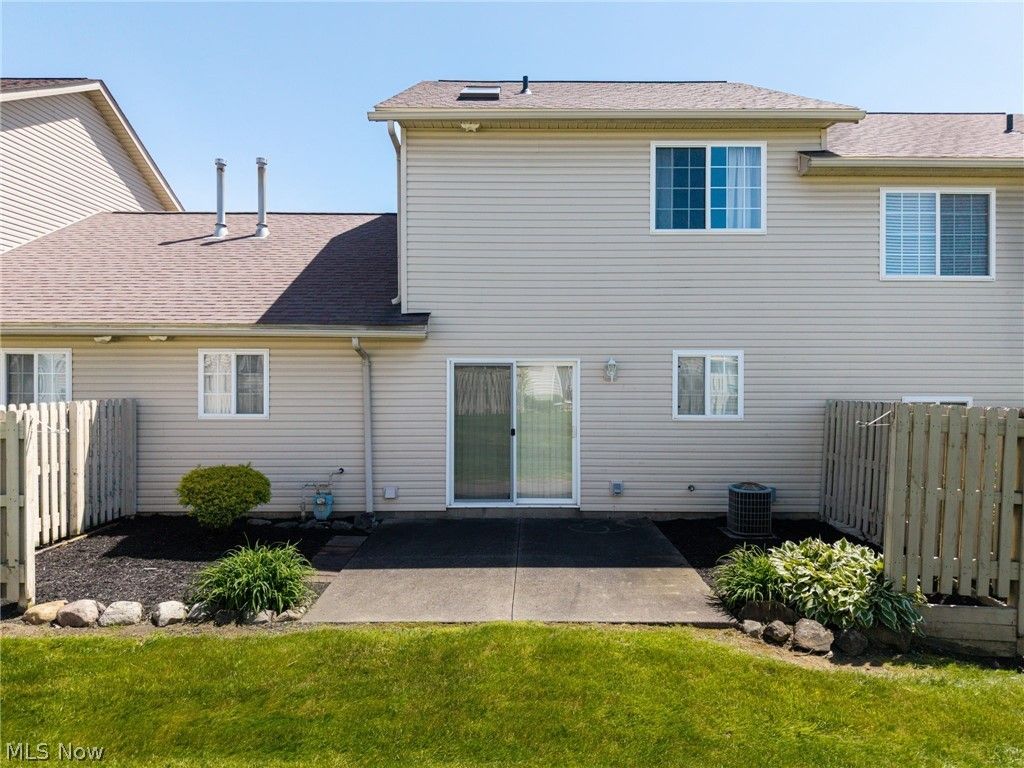Photo of 808 Doty Drive, Wadsworth, OH 44281 (MLS # 5212628)