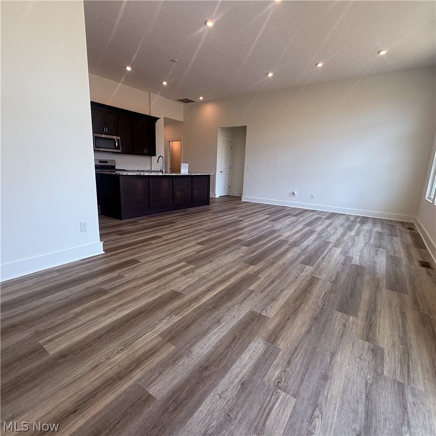 Spring Hill Villas - Residential