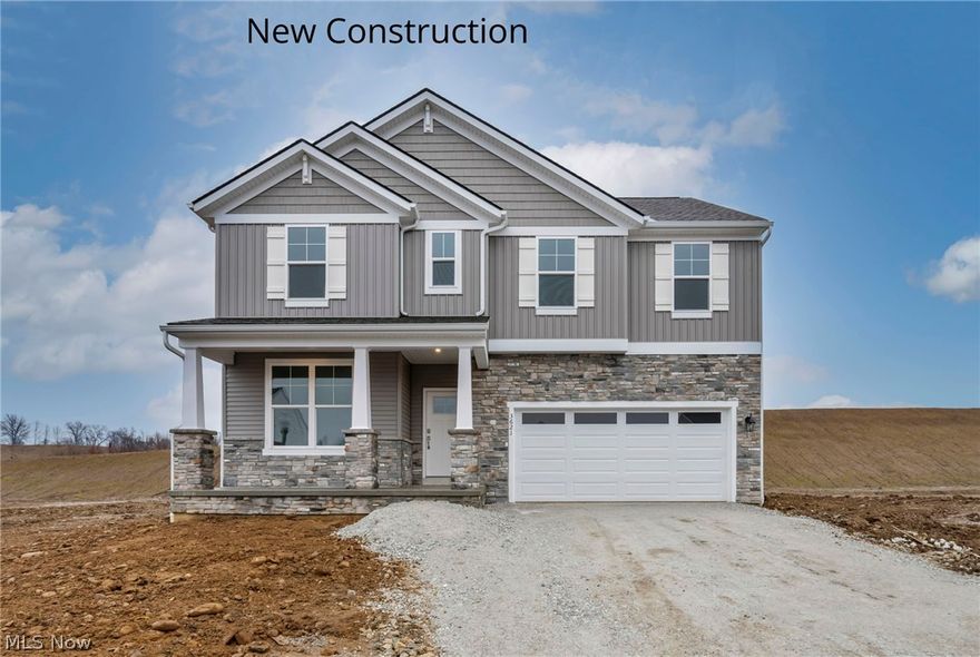 Drees Homes Chester's well-designed floor plan fits today's busy lifestyles with a living room/study right off the
foyer for telecommuters and smart living spaces for the family, including a main-floor primary suite. The great room is all
about letting in light: from windows, to skylights, and cozy fireplace. The sleek kitchen is a perfect work triangle with the
serving/breakfast bar open to the family and dining areas. Upstairs are 3 bedrooms all with generous closets.
And a finished lower level, you get a spacious recreation room. Located in the city of Green, OH, Spring Hill Villas
combines convenience, charm and natural beauty to create the perfect place to call home. As part of the Green School
District, this community is ideal for families, while its proximity to local amenities ensures a well-rounded lifestyle. Golf
enthusiasts will enjoy nearby courses such as Turkeyfoot Lake Golf Links, Ohio Prestwick Country Club and Mayfair
Country Club. Nature lovers can immerse themselves in the scenic beauty of Portage Lakes State Park and Firestone