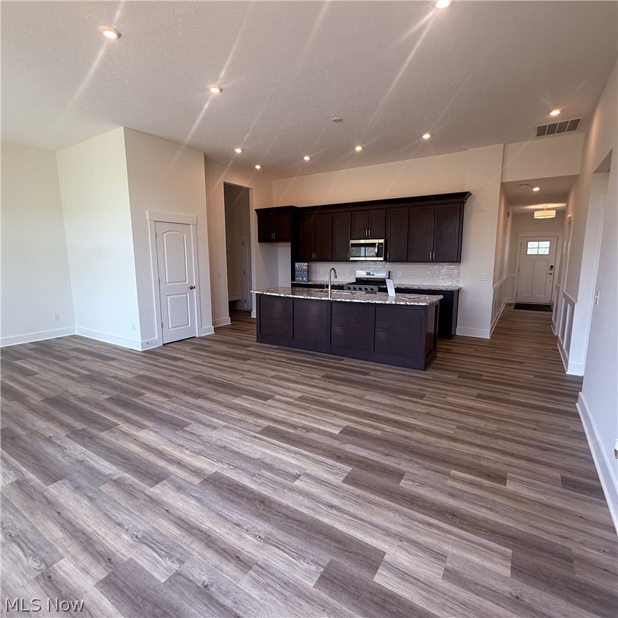 Spring Hill Villas - Residential