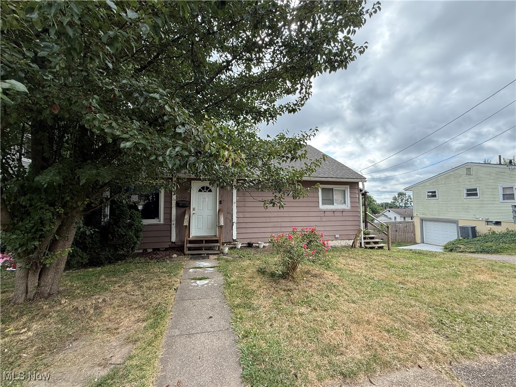 Take a look at this small but mighty bungalow home! It has three bedrooms on the main floor and one huge bedroom on the second level. Updated flooring and paint throughout. The basement is a walk out, with space galore down there. Last but not least is the oversized garage out back. This home is the perfect addition to your real estate portfolio. Home is currently tenant occupied with the tenants paying $175 and Section 8 paying $825 for a total of $995 a month.
Tenants would like to stay. New gutters, downspouts and newer furnace and roof around 10-12 years old.