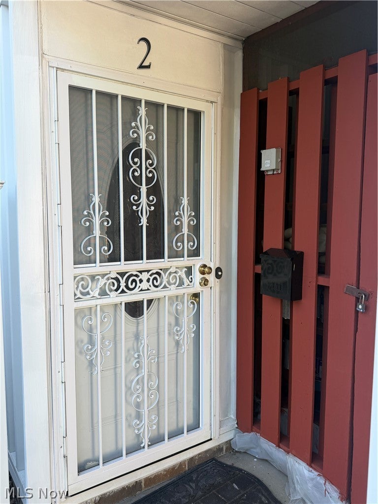 2 Sutton Place