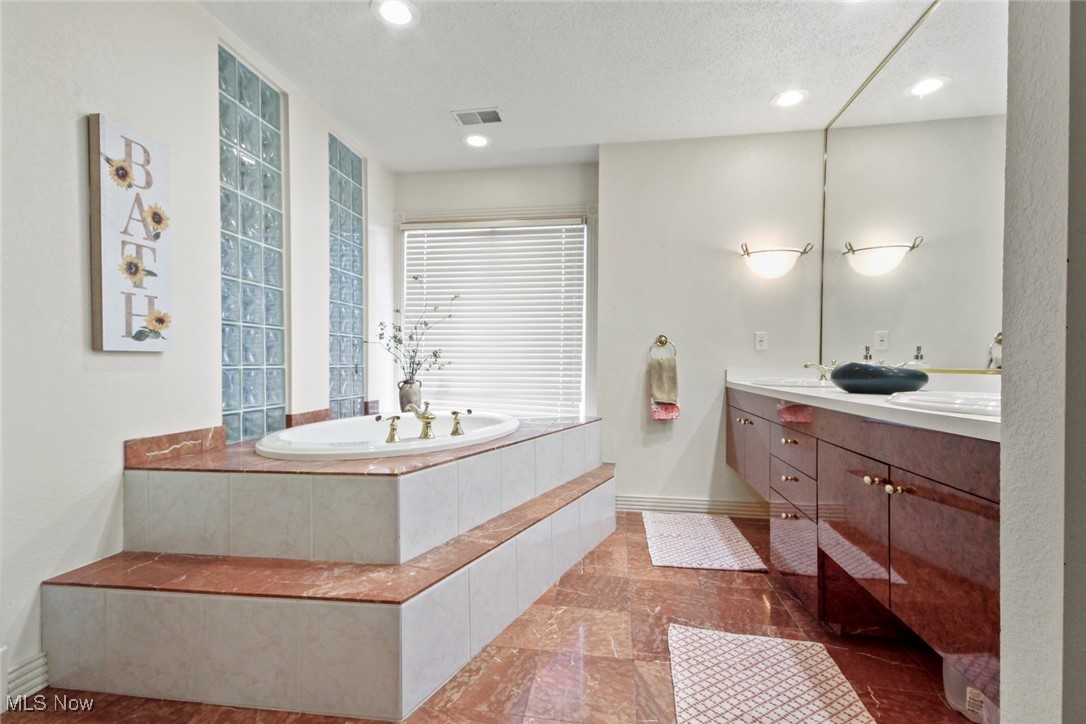 127 Timber Run Drive, Canfield, Ohio image 32