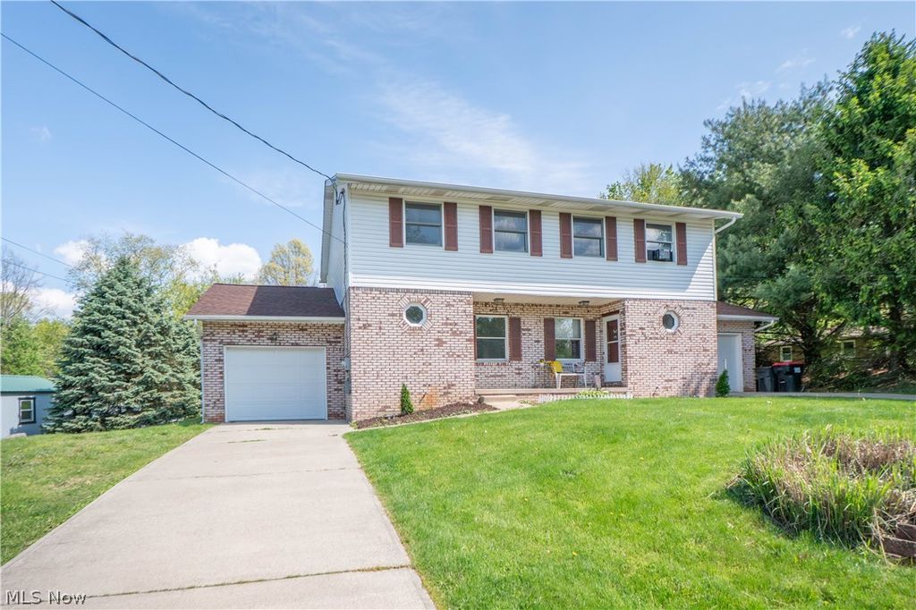 Photo of 3615 Mount Pleasant Street NW, North Canton, OH 44720 (MLS # 5207960)