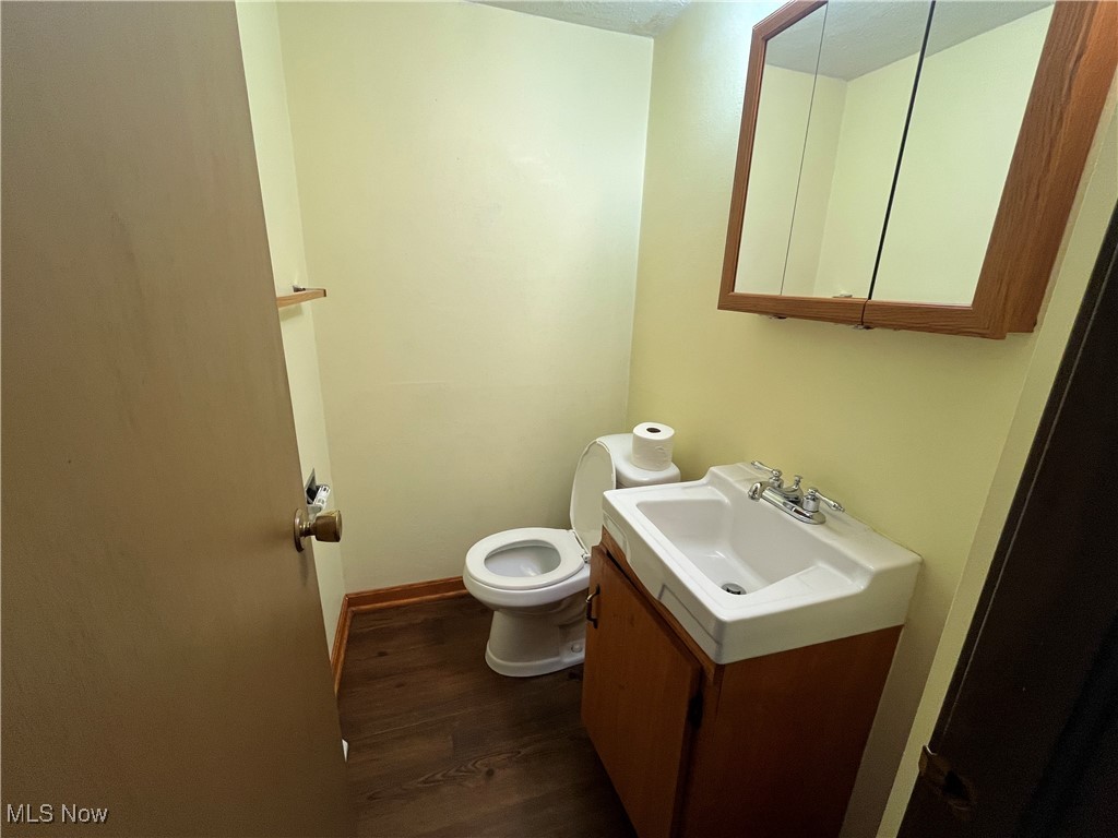 Woodview Manor - Residential Income