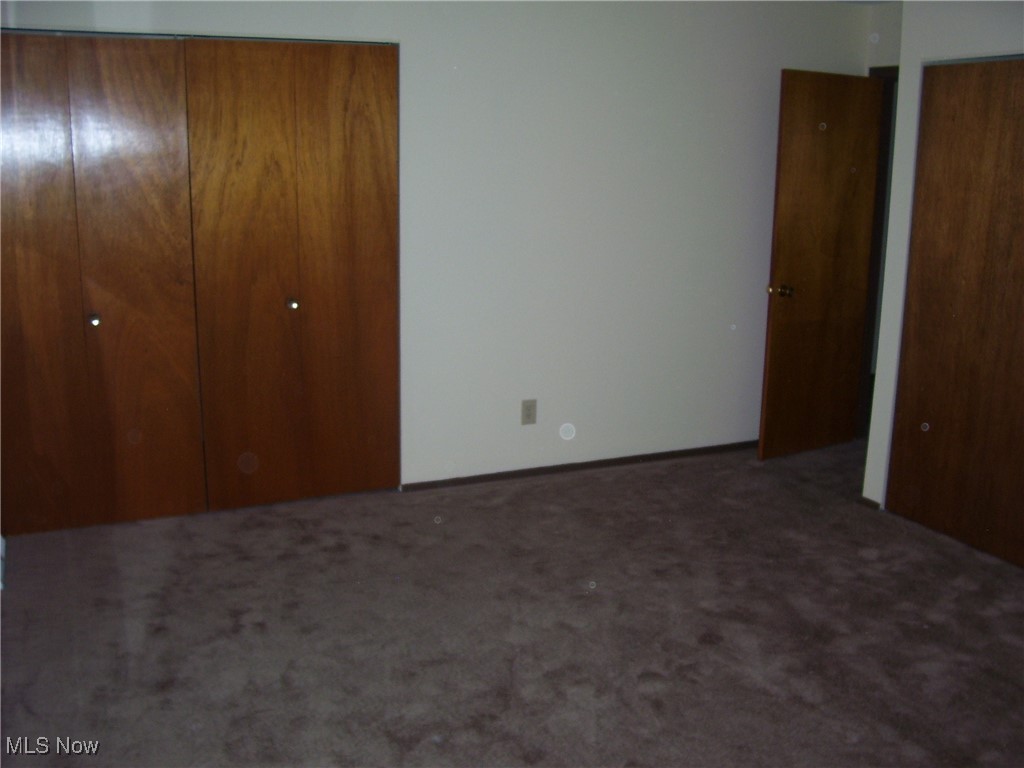 Woodview Manor - Residential Income